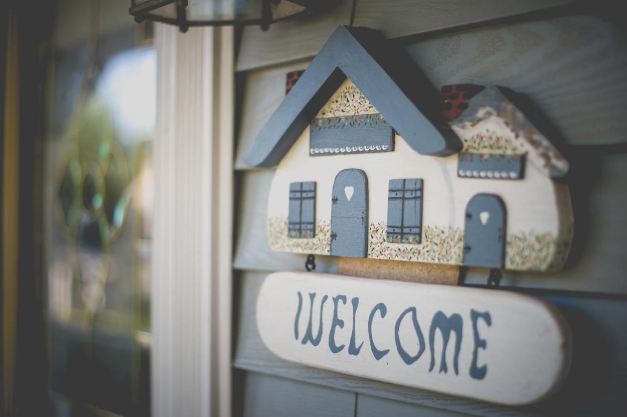 Lee'S Ocean Peek B & B Stratford ภายนอก รูปภาพ